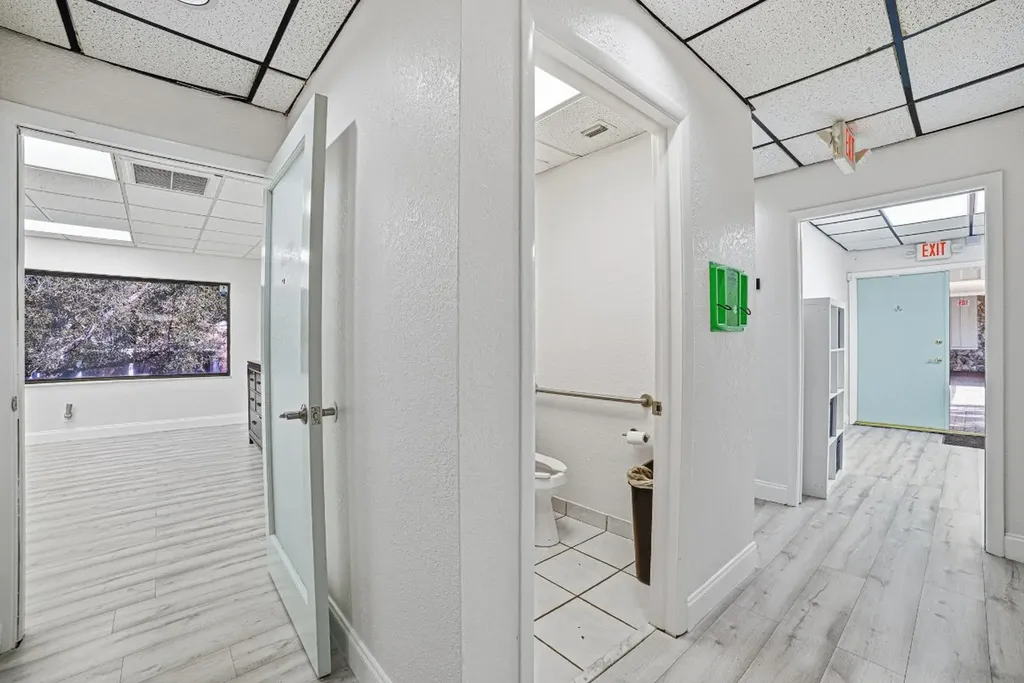 2929 N University Drive Coral Springs FL 33065