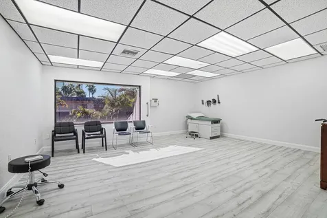 2929 N University Drive Coral Springs FL 33065