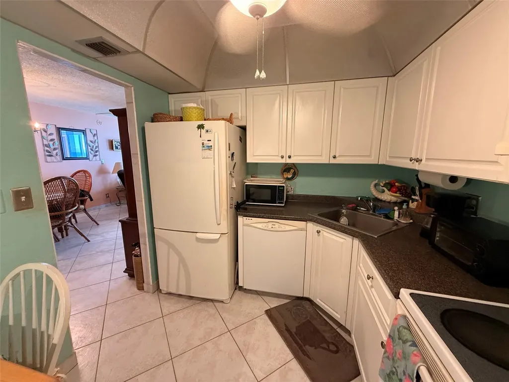 101 Briny Avenue Pompano Beach FL 33062