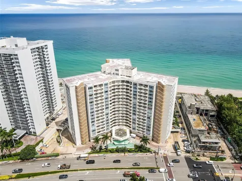 3180 S Ocean Drive Hallandale Beach FL 33009
