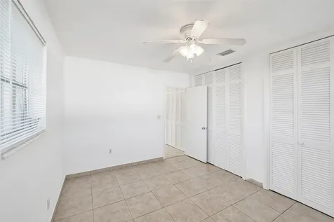 8211 NW 10th Street Pembroke Pines FL 33024