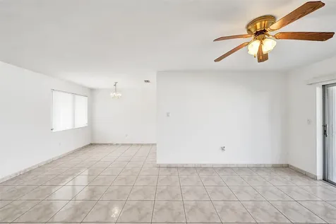 8211 NW 10th Street Pembroke Pines FL 33024