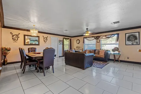 5201 SW 22nd Street West Park FL 33023