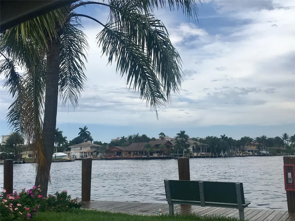 6407 Bay Club Drive Fort Lauderdale FL 33308