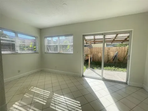 8010 SW 7th Street North Lauderdale FL 33068