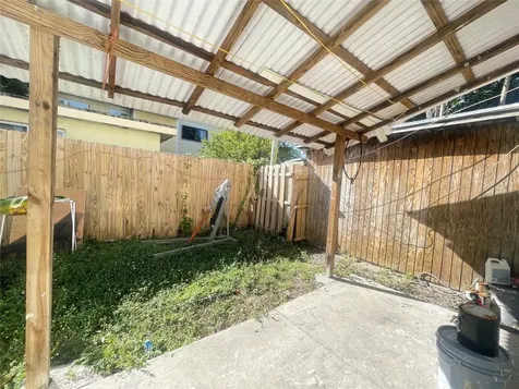8010 SW 7th Street North Lauderdale FL 33068
