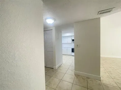 8010 SW 7th Street North Lauderdale FL 33068