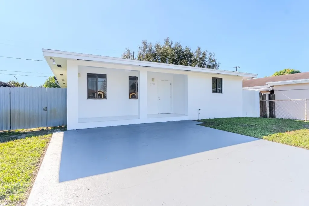 5738 Fletcher Street Hollywood FL 33023
