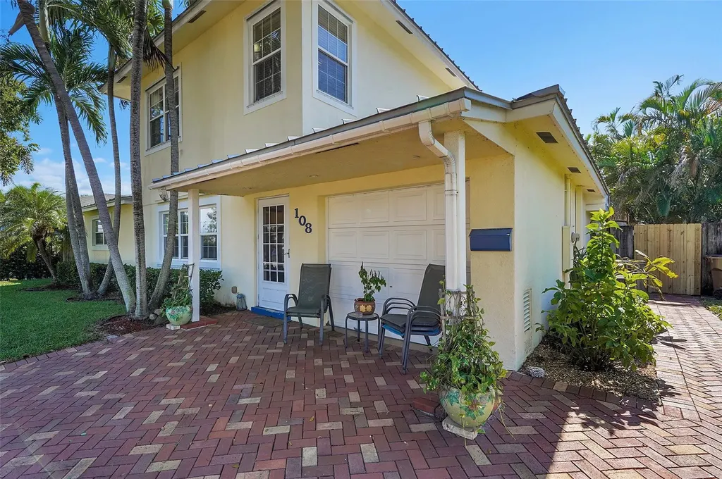 108 SE 14th Court Deerfield Beach FL 33441