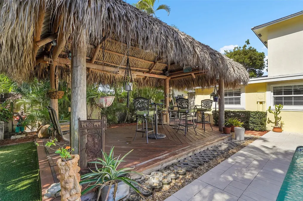 108 SE 14th Court Deerfield Beach FL 33441