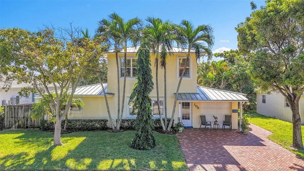 108 SE 14th Court Deerfield Beach FL 33441