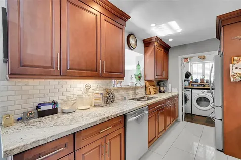 108 SE 14th Court Deerfield Beach FL 33441