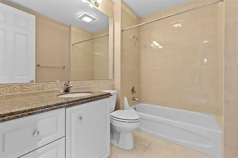 20 Harbour Isle Drive Hutchinson Island FL 34949