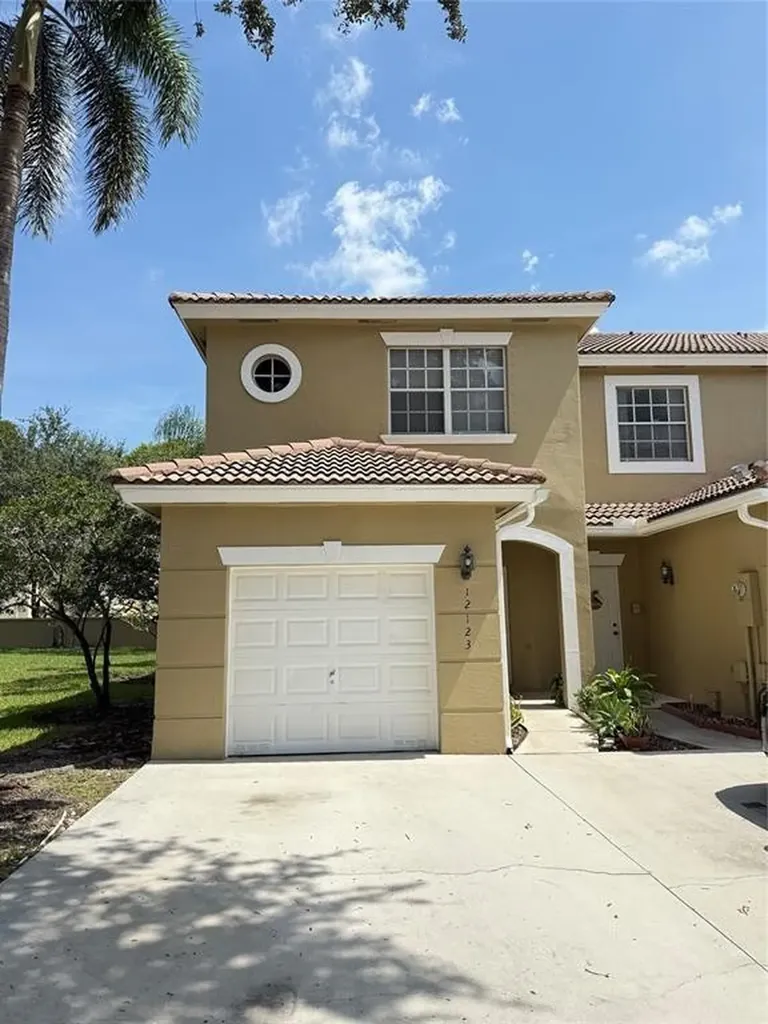 12123 SW 2nd Street Pembroke Pines FL 33025