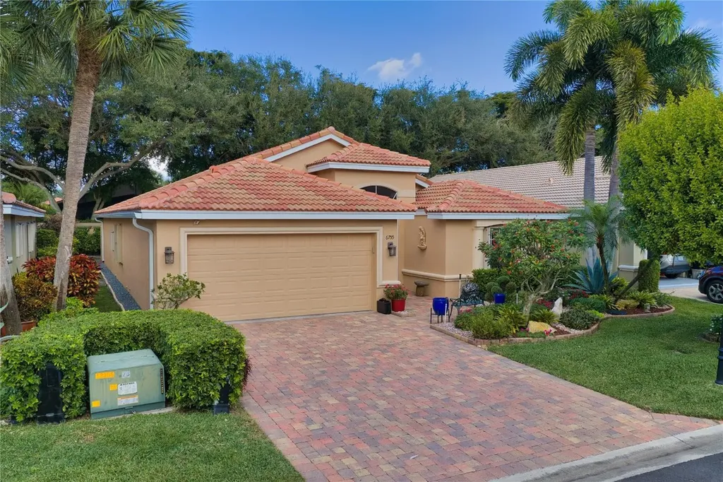 6755 Viale Elizabeth Delray Beach FL 33446