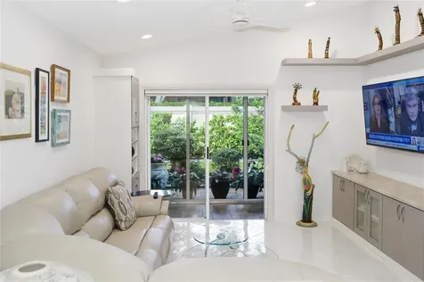6755 Viale Elizabeth Delray Beach FL 33446