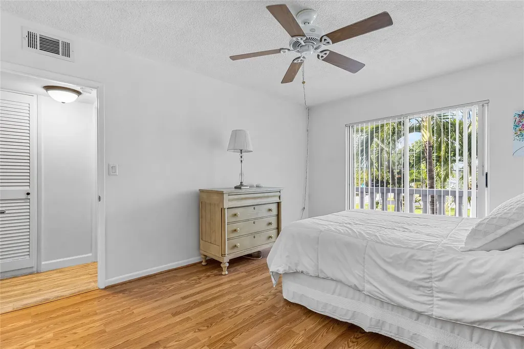 490 SE 19th Avenue Pompano Beach FL 33060