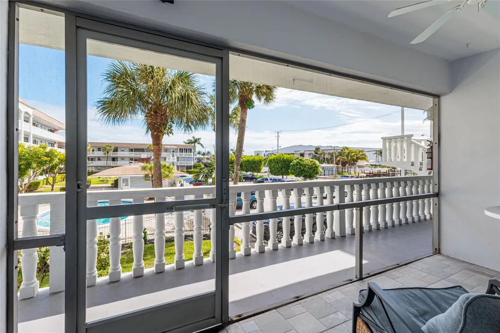 490 SE 19th Avenue Pompano Beach FL 33060