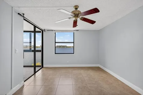 115 Lake Emerald Drive Oakland Park FL 33309