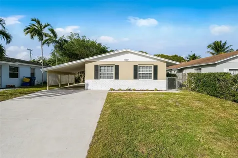 1227 Cherokee Street Jupiter FL 33458