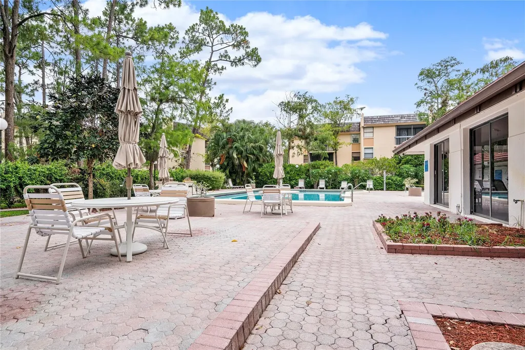 8437 Forest Hills Drive Coral Springs FL 33065