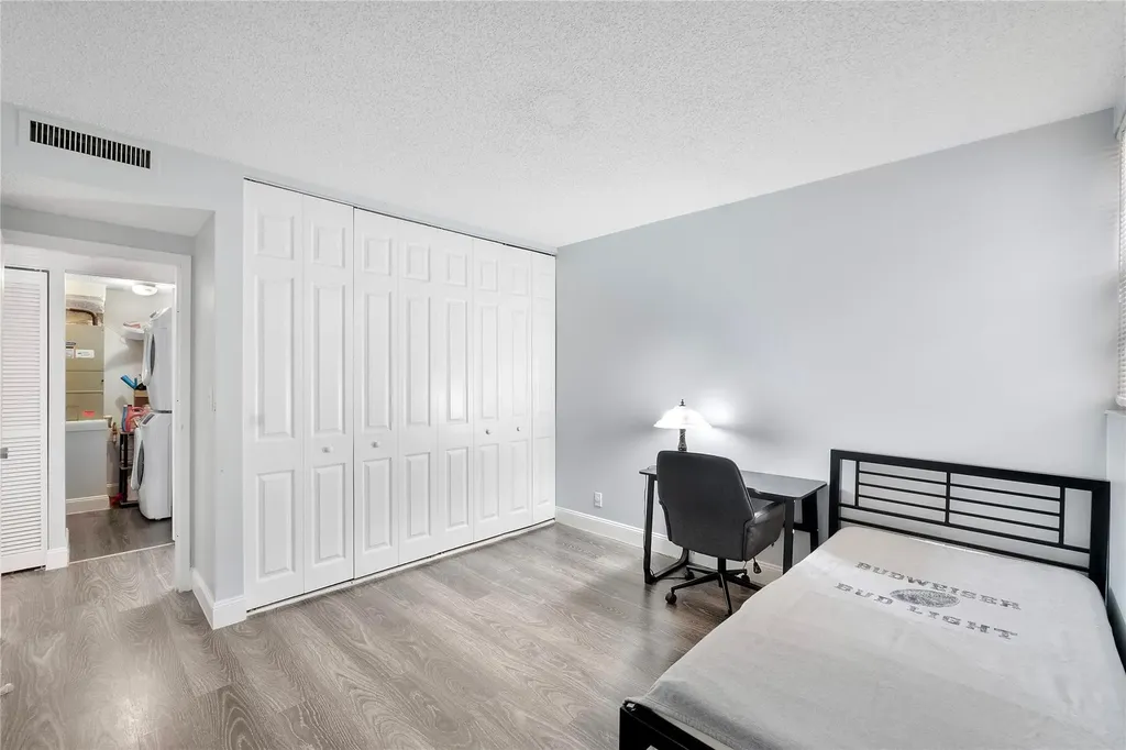 8437 Forest Hills Drive Coral Springs FL 33065