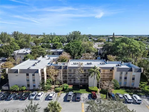 8437 Forest Hills Drive Coral Springs FL 33065