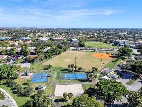 8437 Forest Hills Drive Coral Springs FL 33065