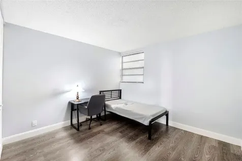 8437 Forest Hills Drive Coral Springs FL 33065