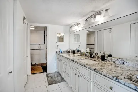 5555 N Ocean Boulevard Lauderdale By The Sea FL 33308