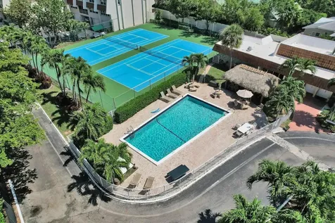5555 N Ocean Boulevard Lauderdale By The Sea FL 33308