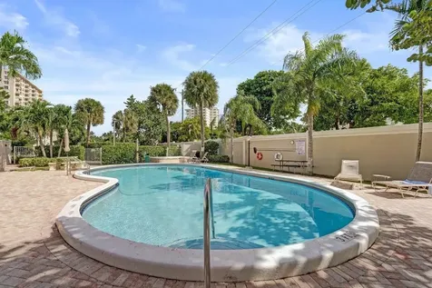 5555 N Ocean Boulevard Lauderdale By The Sea FL 33308