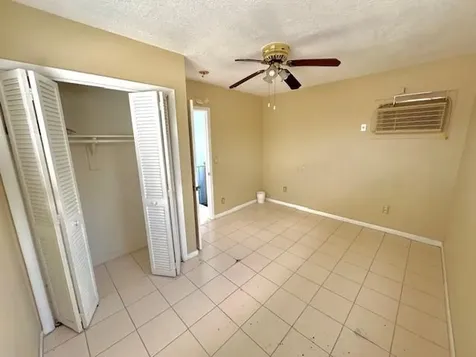 271 SW 11th Avenue Hallandale Beach FL 33009