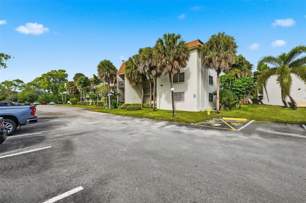 7500 NW 17th Street Plantation FL 33313