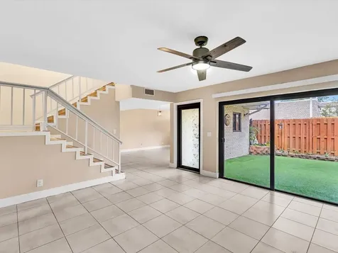 8111 SW 24th Street North Lauderdale FL 33068