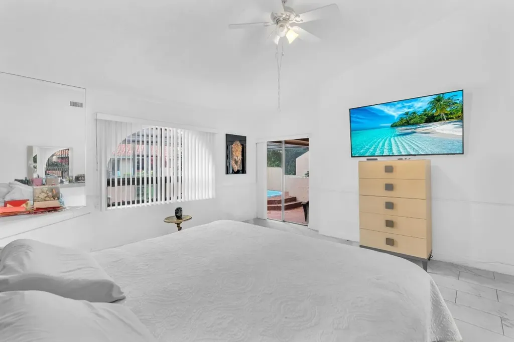 22710 Meridiana Drive Boca Raton FL 33433