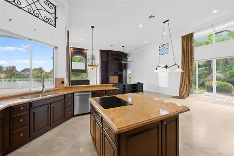 10203 NW 50th Place Coral Springs FL 33076