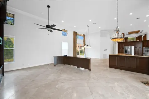 10203 NW 50th Place Coral Springs FL 33076