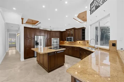 10203 NW 50th Place Coral Springs FL 33076
