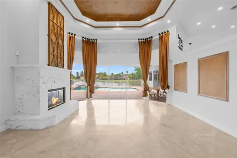 10203 NW 50th Place Coral Springs FL 33076