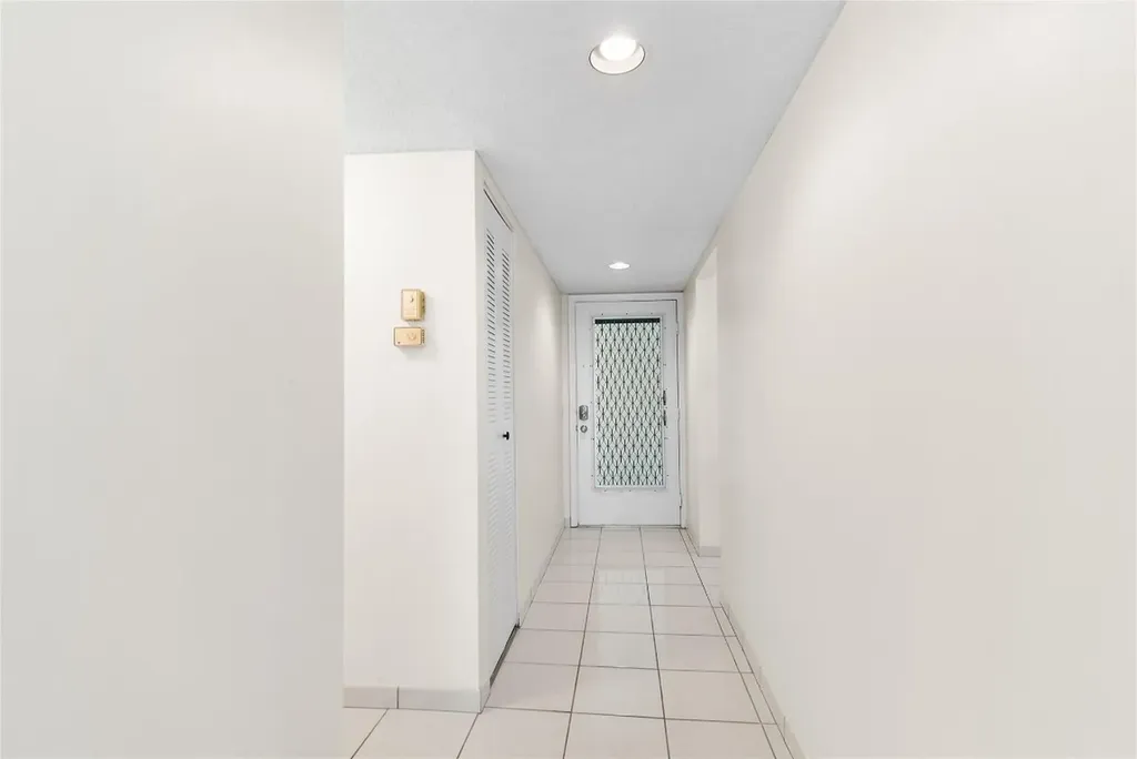 9676 W Mcnab Road Fort Lauderdale FL 33321