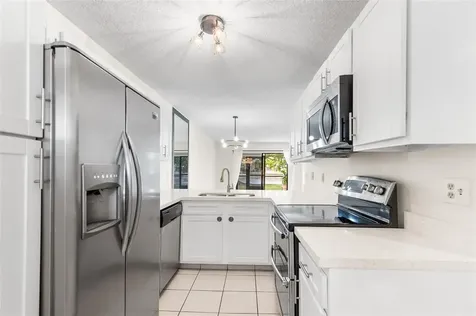 9676 W Mcnab Road Fort Lauderdale FL 33321