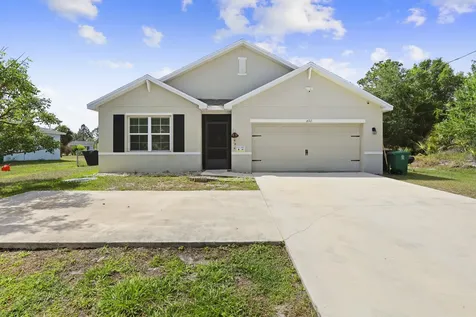 692 SW Paar Drive Port St Lucie FL 34953