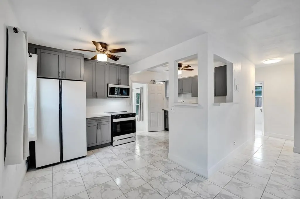 1836 SW 9th Avenue Fort Lauderdale FL 33315