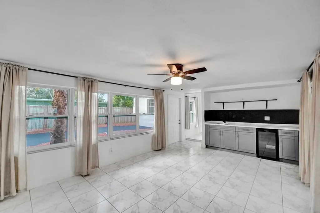 1836 SW 9th Avenue Fort Lauderdale FL 33315