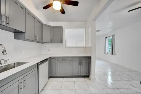 1836 SW 9th Avenue Fort Lauderdale FL 33315