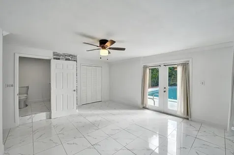 1836 SW 9th Avenue Fort Lauderdale FL 33315