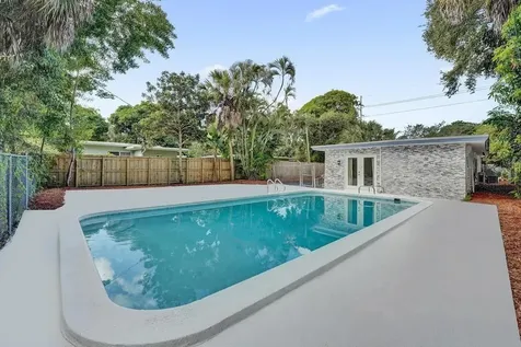 1836 SW 9th Avenue Fort Lauderdale FL 33315