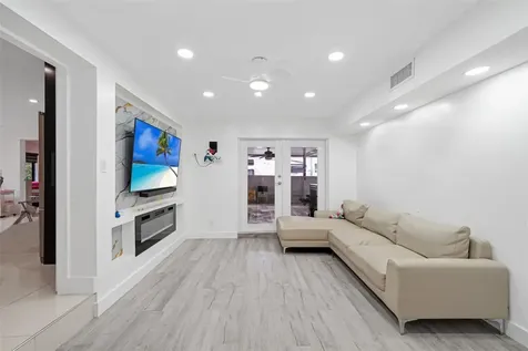 14000 SW 20th Street Davie FL 33325