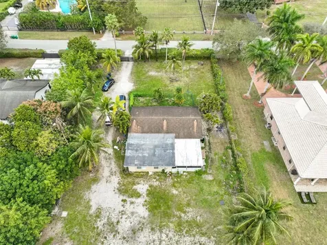 14000 SW 20th Street Davie FL 33325